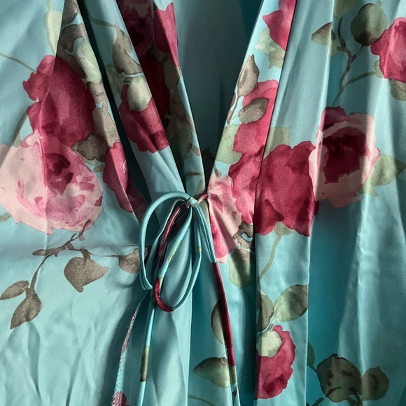 NWT Linea Donatella Silky Aqua and Pink Floral Robe - Picture 6 of 7